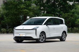 China Pentium NAT E05 New Energy vehicles  electric car 5-seat MPV FAW Factory Wholesale