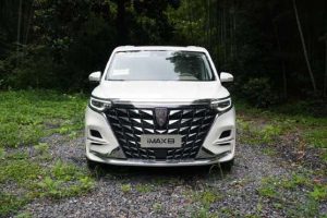 Super Comfortable Interior Space to Meet the Needs of the Whole Family: Test Driving the 2023 Roewe iMAX8