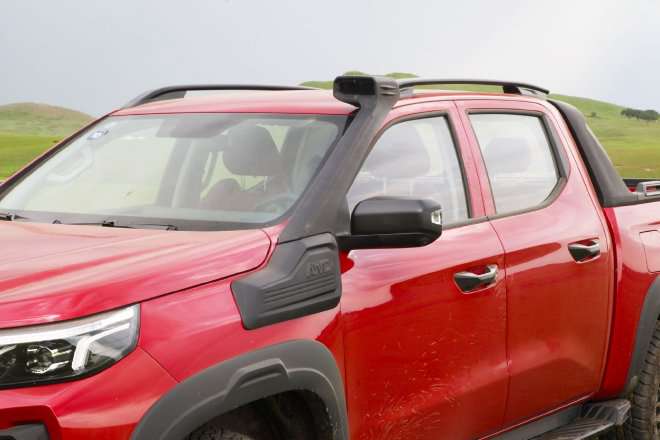 Sporty off-road pickup truck Test drive Changan Pioneer Exploration Edition