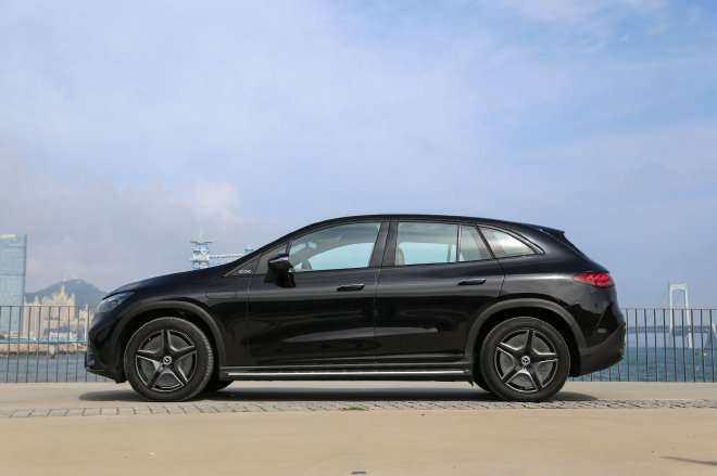 Electrified luxury test drive Mercedes EQE SUV