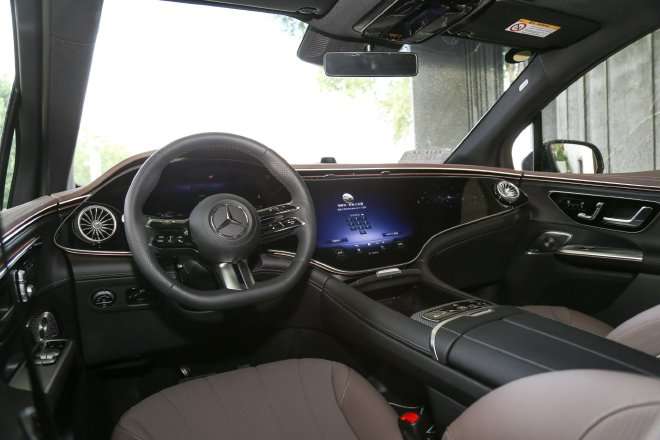 Electrified luxury test drive Mercedes EQE SUV