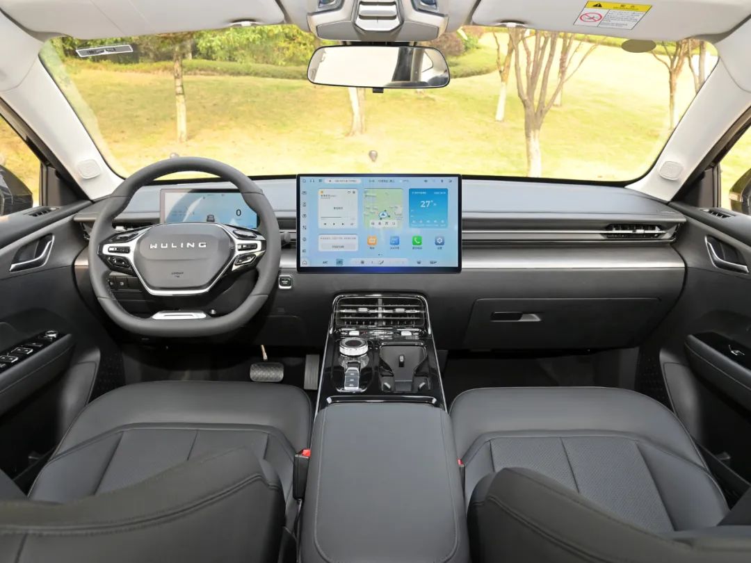 Only 88,800! Plug-in hybrid mid-size car! Less than 4 oil per 100 kilometers! Hot sale booking? !