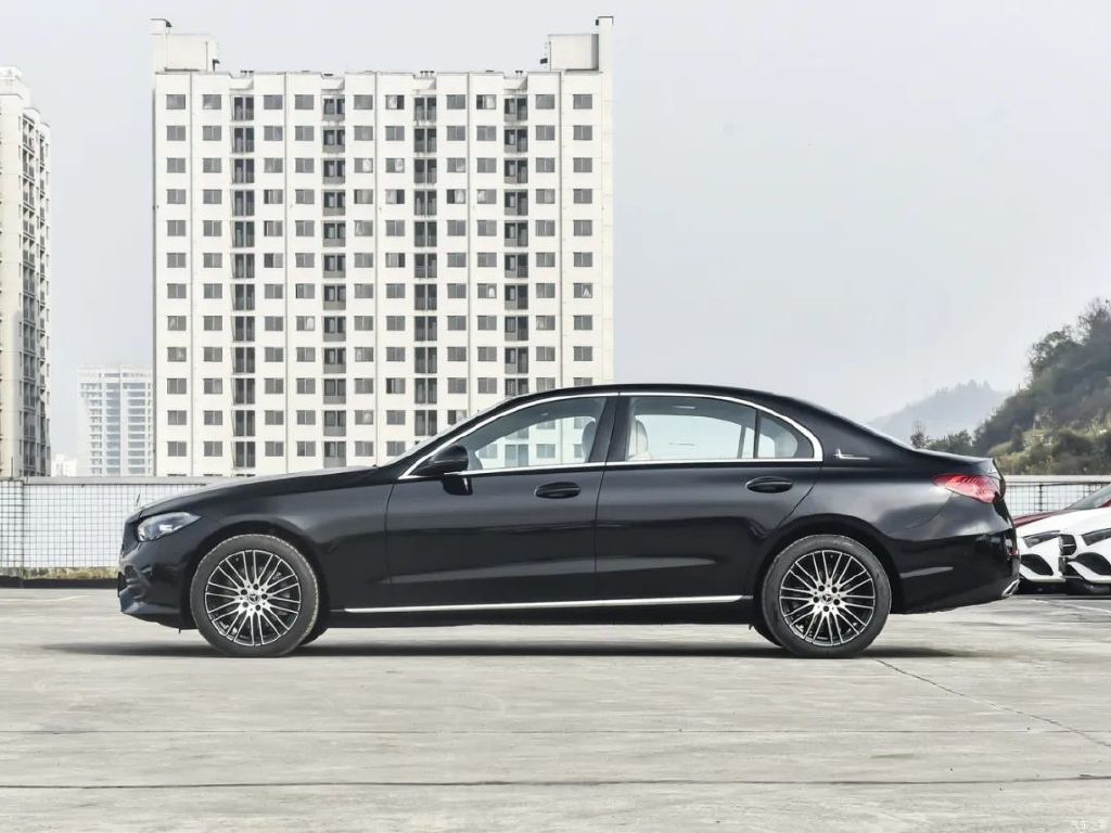 The prices of many BMW and Mercedes-Benz models have dropped by more than 100,000 yuan! Available for as low as RMB 218,100