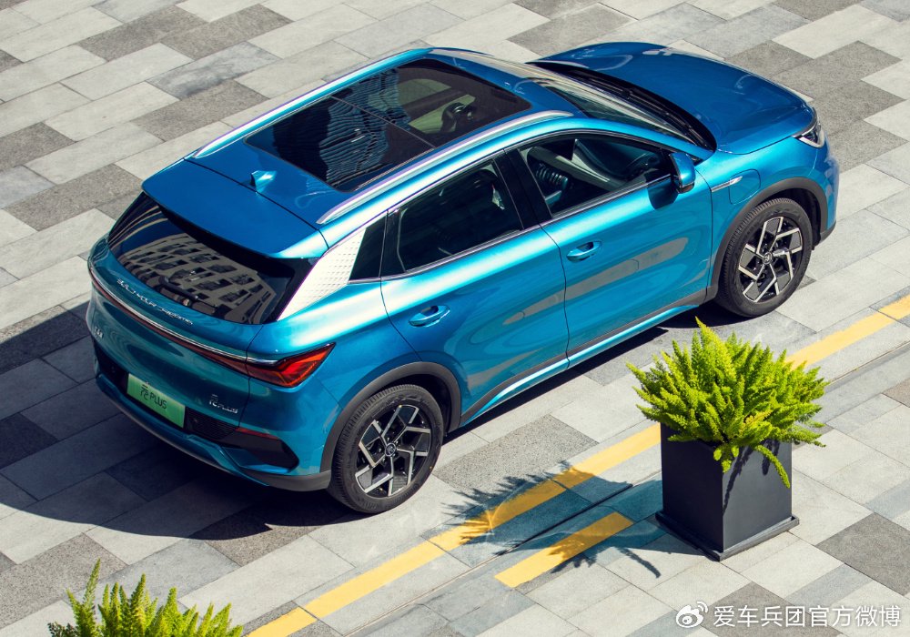 How to choose between these two popular models recommended for 150,000-class pure electric SUVs?