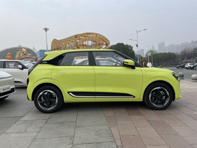 Dongfeng Nano 01 is officially launched with a price of 74,800-104,800 yuan