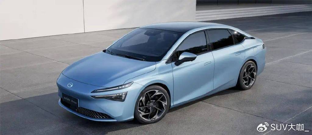 With a battery life of over 600km and a more home-like interior, how to choose the new AION S MAX?