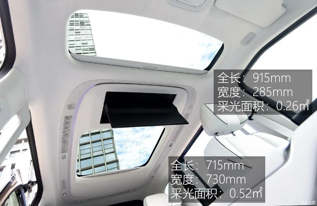 Equipped with a refrigerator, color TV, and a large sofa, this MPV is so popular!