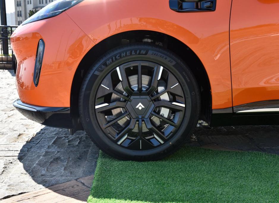 Hyper HT seems to be GAC’s version of Model Y, and its price range coincides with that of Y