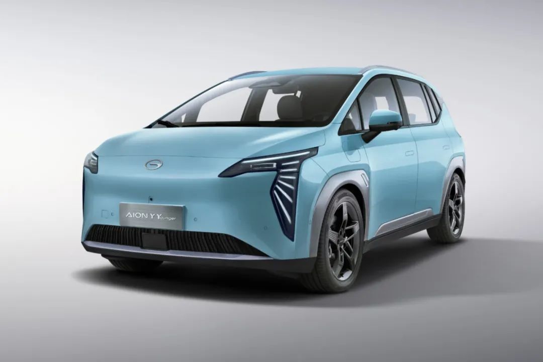 A great first car for young people, with pure electric, extended-range, and plug-in hybrid models available, you can’t go wrong with the one you buy with your eyes closed!