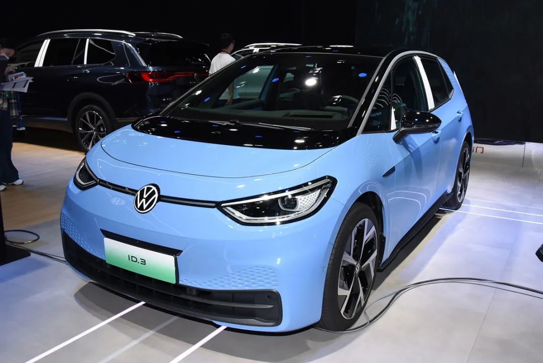 A great first car for young people, with pure electric, extended-range, and plug-in hybrid models available, you can’t go wrong with the one you buy with your eyes closed!
