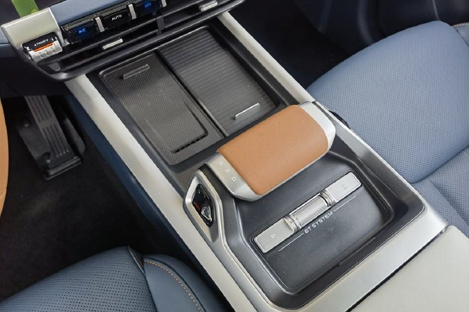 Extended range can also be very hardcore! Be the first to test drive the Deep Blue G318