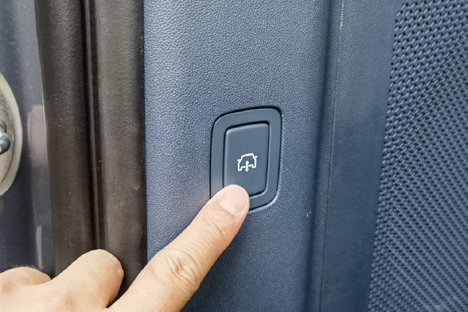 Extended range can also be very hardcore! Be the first to test drive the Deep Blue G318