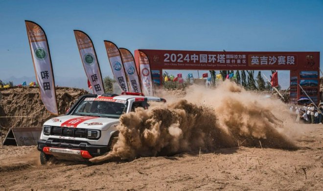 Test drive the new BJ40 Taklimakan champion version, a new benchmark for off-road vehicles