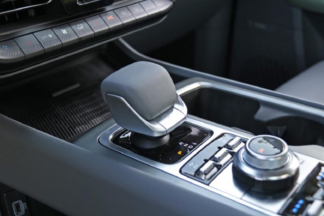 Test drive the new BJ40 Taklimakan champion version, a new benchmark for off-road vehicles