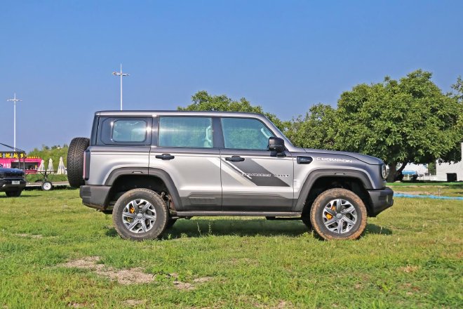 Test drive the new BJ40 Taklimakan champion version, a new benchmark for off-road vehicles