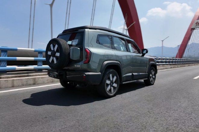 Extended range can also be very hardcore! Be the first to test drive the Deep Blue G318