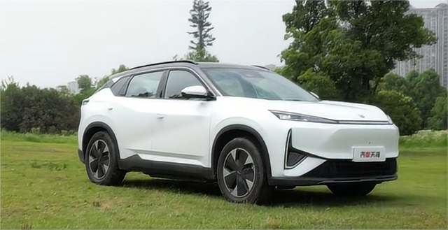Cheaper than the extended-range version, Dongfeng Fengshen L7 EV starts at 109,900 yuan