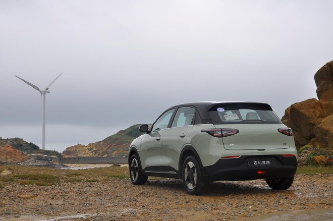A small car can also be quite textured. Test drive Geely Xingyuan 410km Exploration + version