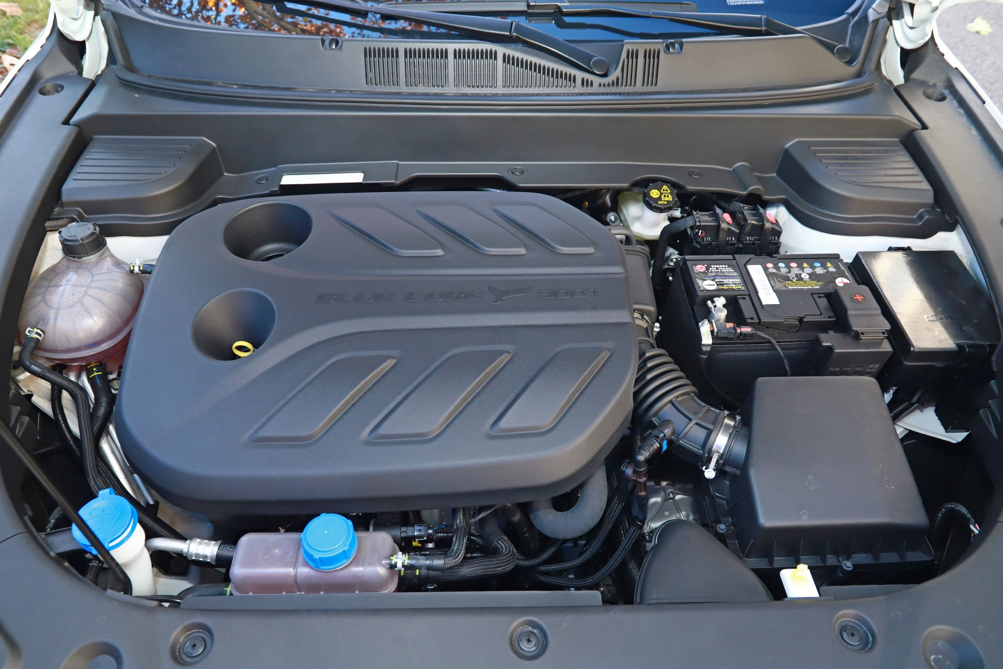Targeting young user groups, the second-generation Changan X5PLUS was photographed in the store