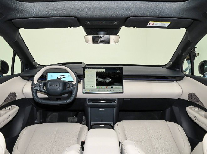Lynk & Co Z20 officially launched at a limited time price of RMB 135,900 to RMB 150,900