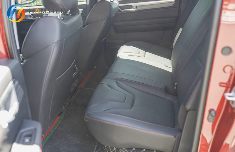 A very affordable pickup truck, JAC T8 PRO 4*4, boasts high comfort level and is reasonably priced, making it highly practical.