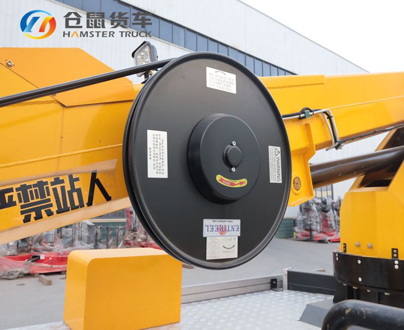 Foton Oerlikon aerial work platform facilitates high-altitude operations,enables construction heights people ascending height