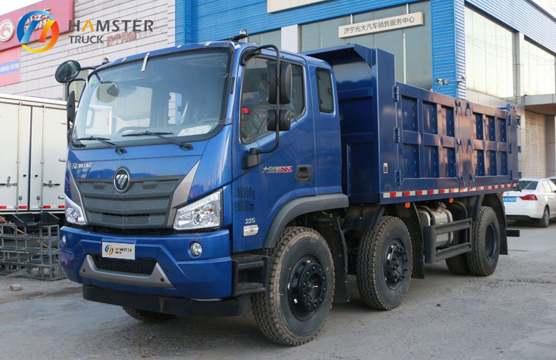 A very practical medium-sized dump truck - Foton Ruwe ES5 with 6x2 configuration is very convenient.