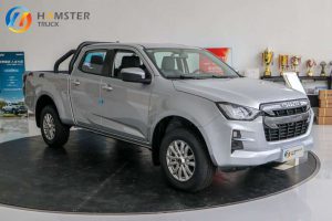 A very popular pickup truck - Jiangxi isuzu lingtuo 4x4 - compact and practical.Configure high level