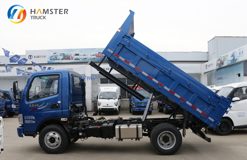 The very popular UFO Aoki Golden Bull X2 small dump truck with 4x2 configuration is reasonably priced and of reliable quality.