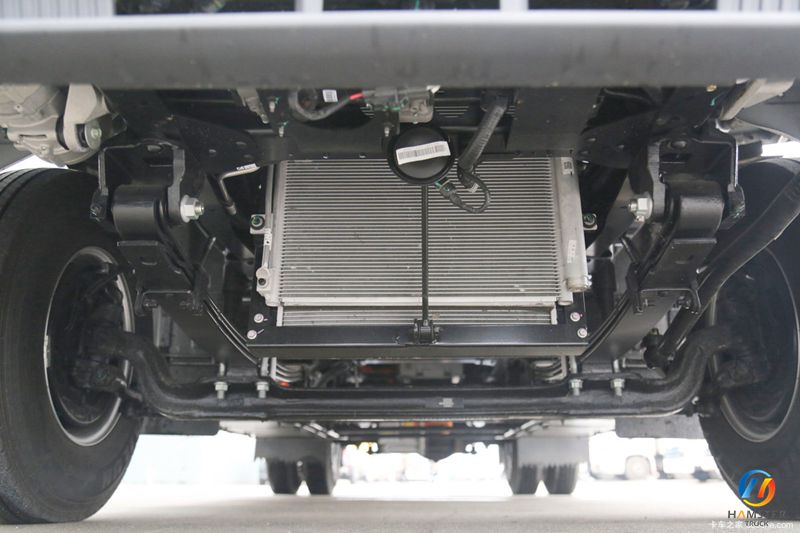 Hot sale chiese ev truck 2024 Geely Yuancheng Xingzhi H8E PRO 4.5t 4.15m Pure Electric Van Light Truck 100.64kwh now in stock