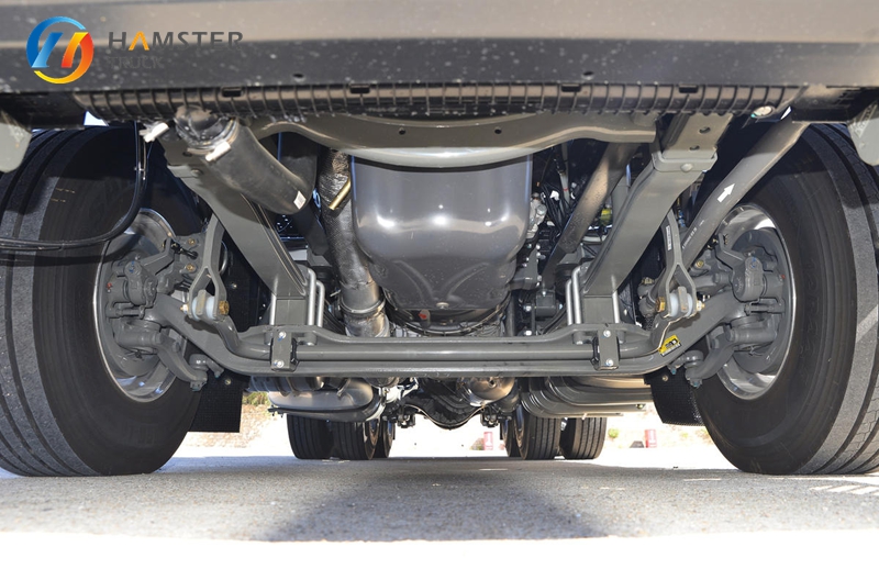 A high-performance and fully-equipped tractor truck, sinotruk TH7 6*4, with high configuration and large horsepower.
