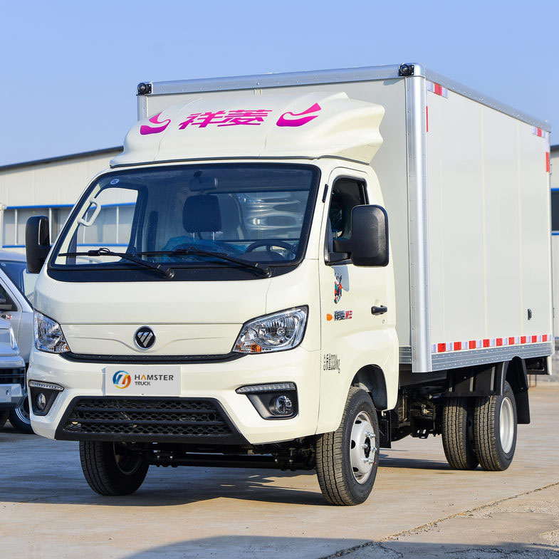 The Foton Xiangling M2 micro truck is selling well. It is priced reasonably and is suitable for short-distance transportation.