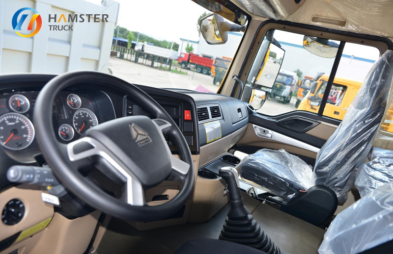 A very practical dump truck - Sinotruk HOWO 8*4 with a spacious cargo box and powerful engine.Powerful engine, strong