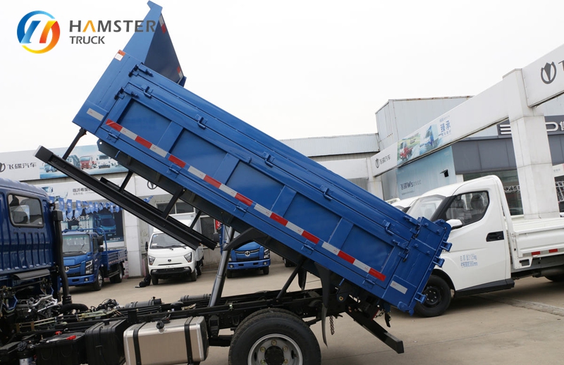 The very popular UFO Aoki Golden Bull X2 small dump truck with 4x2 configuration is reasonably priced and of reliable quality.