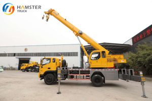 The crawler crane produced by Fushan Ruiwo is very popular and sells well. It is priced reasonably and of high quality.