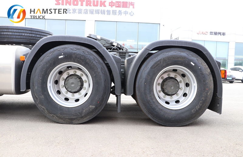 A high-performance and fully-equipped tractor truck, sinotruk TH7 6*4, with high configuration and large horsepower.