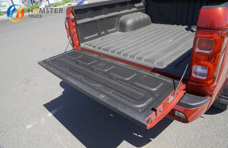 A very affordable pickup truck, JAC T8 PRO 4*4, boasts high comfort level and is reasonably priced, making it highly practical.