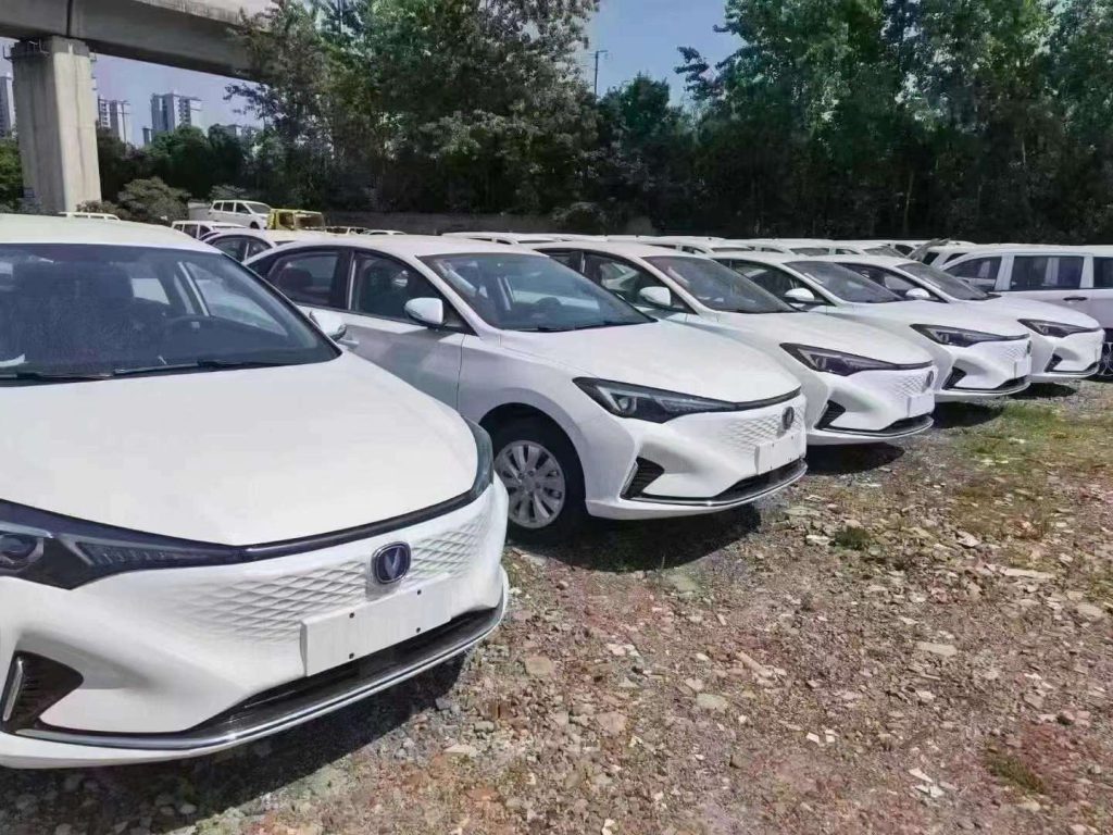 Great Discount Changan Eado Ev 460 Electric Cars Cheap New Energy Sedan Changan Eado Plus Eado Ev460 Limited-time