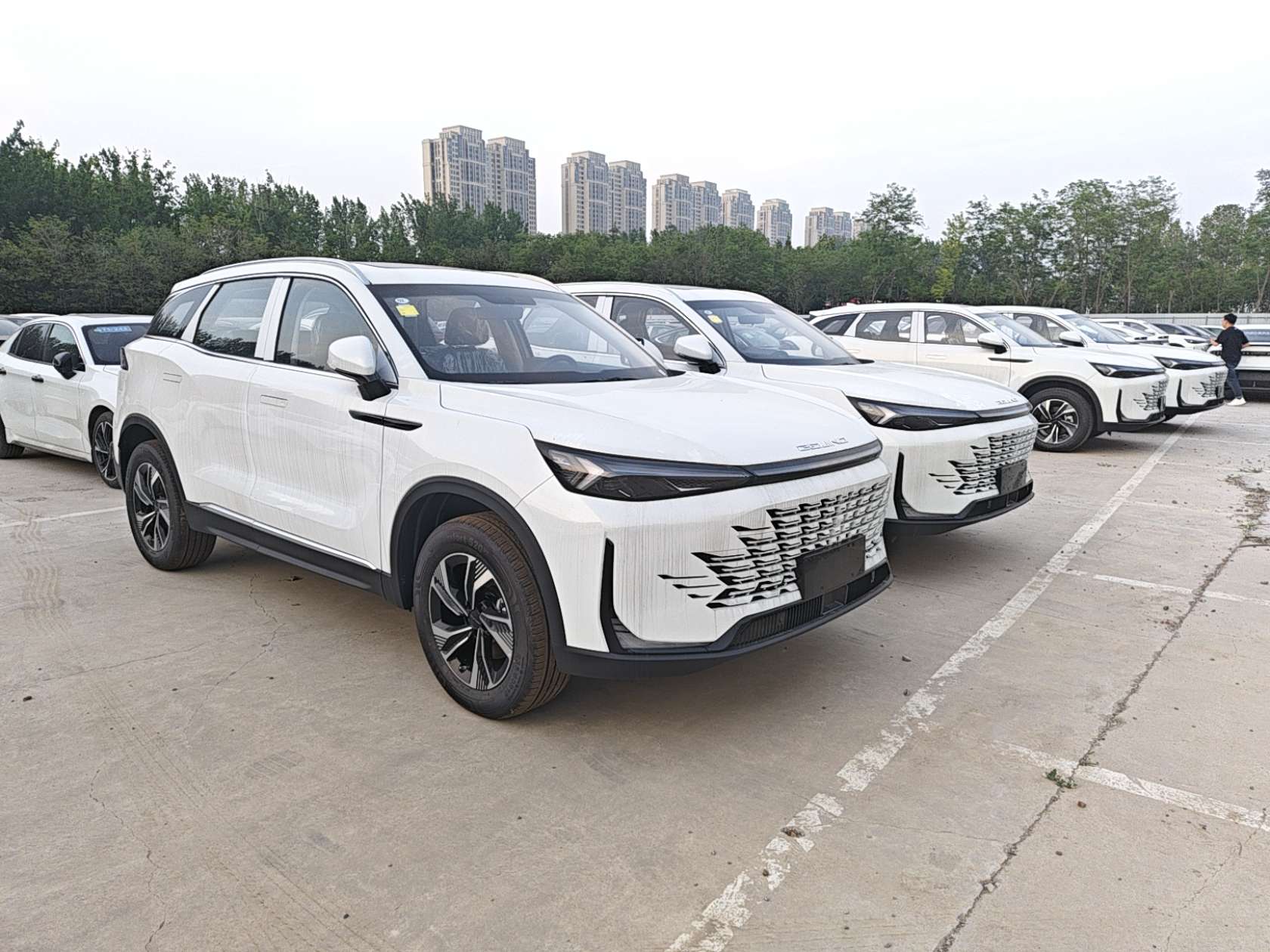 Beijing X7 Luxury SUV Electric Car Hot Sale High-Speed FWD with Leather Seats Rear Camera Luxury Beijing EU7 EU5 for Adults