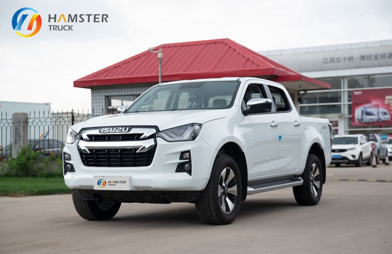 A Very Popular Pickup Truck, JIM D-MAX 4WD Configuration, Convenient and Practical, Suitable for Family Use.