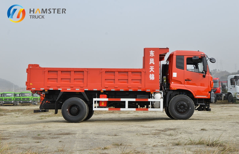 A very popular dump truck, Dongfeng Tianjin VR4*2, has an excellent appearance, is reasonably priced and very practical.