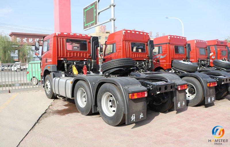 Qingdao Jiefang Han V Heavy Truck 400 Horsepower 6X4 Tractor