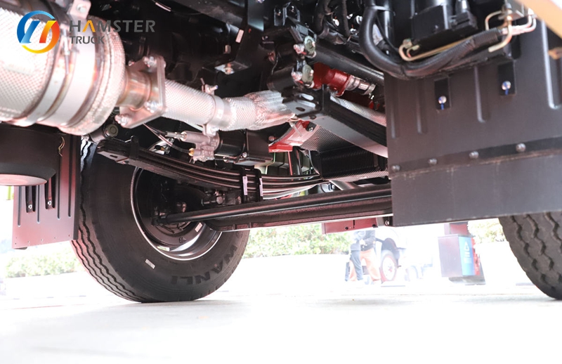 A Very Popular Chinese Model of Truck,JAC Gelfa A6 PLUS 4*2, Is Equipped with High-quality Configurations Sturdy Durable.