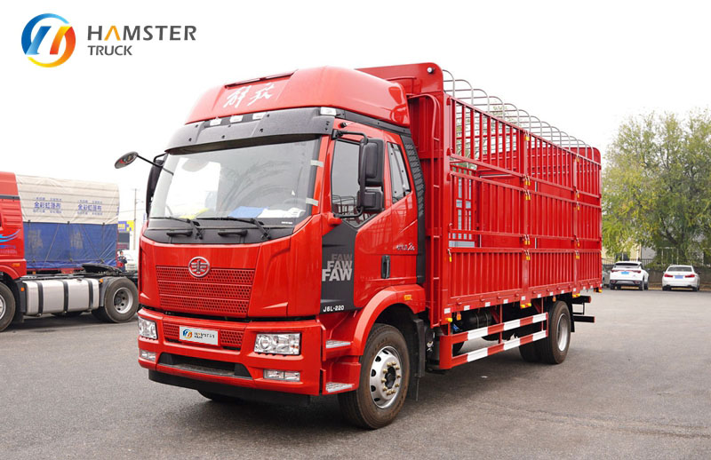 The Best-selling Commercial Truck in China Is FAW J6L. It Is Relatively Inexpensive and Can Carry a Lot of Goods.