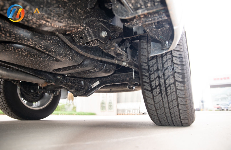 A Very Popular Pickup Truck, JIM D-MAX 4WD Configuration, Convenient and Practical, Suitable for Family Use.