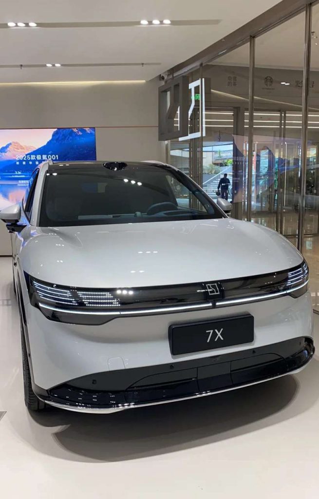 ZEEKR 7X Rear-Wheel Drive New Energy Pure Electric Mid-Size SUV Long-Range Luxury New Electric Vehicle