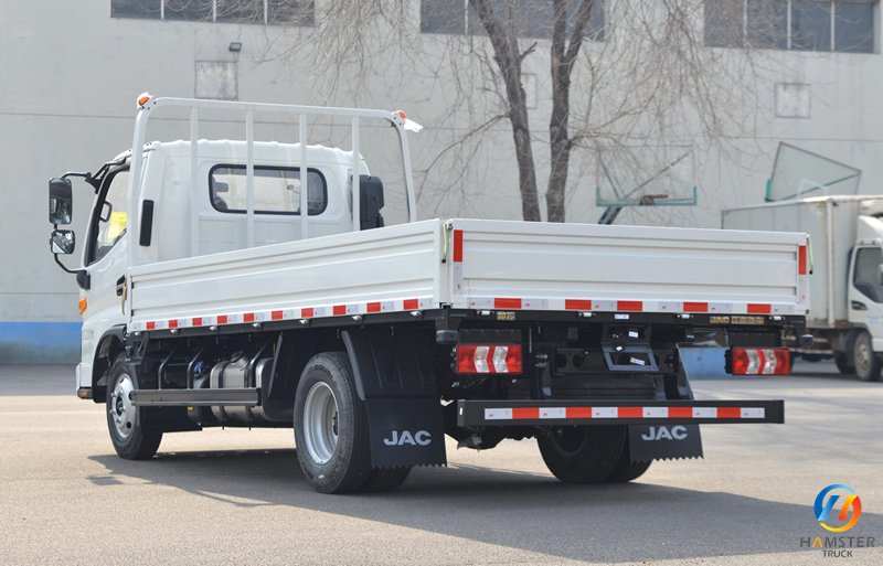 China truck JAC Shuailing E medium-sized 129 hp 4.22m single-row sideboard light truck