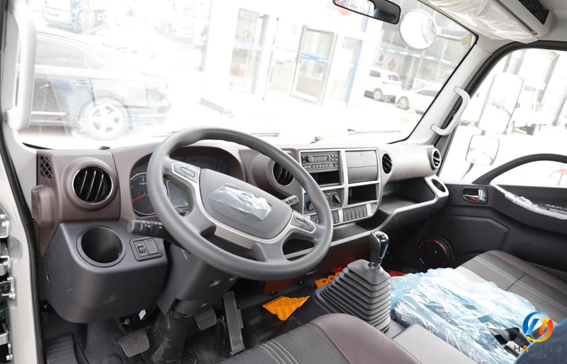 Foton Era Pilot M6 150HP 4.2m single-row sideboard light truck