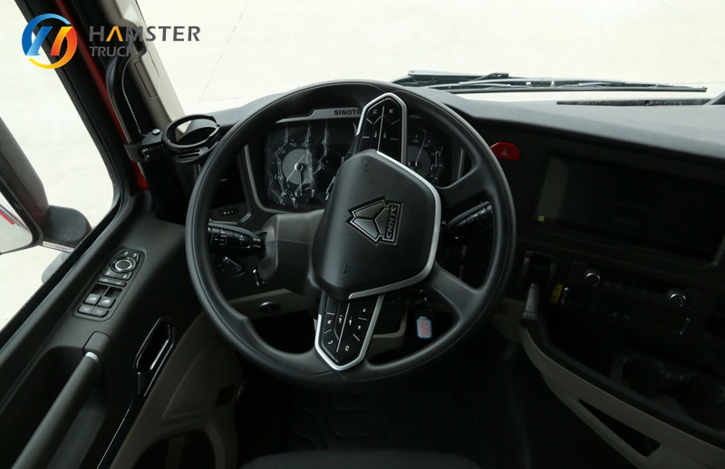 The Best-selling Commercial Truck in China Is HOWO MAX. It Is Relatively Inexpensive and Can Carry a Lot of Goods.