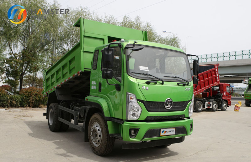 A very affordable 4*2 small dump truck, Shaanxi Auto Xuan De X9. Convenient and practical, with a low price.